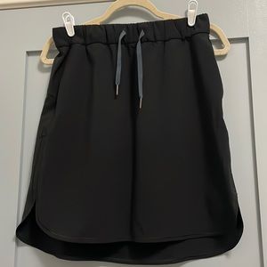NWOT Lululemon On The Fly Skirt, Black